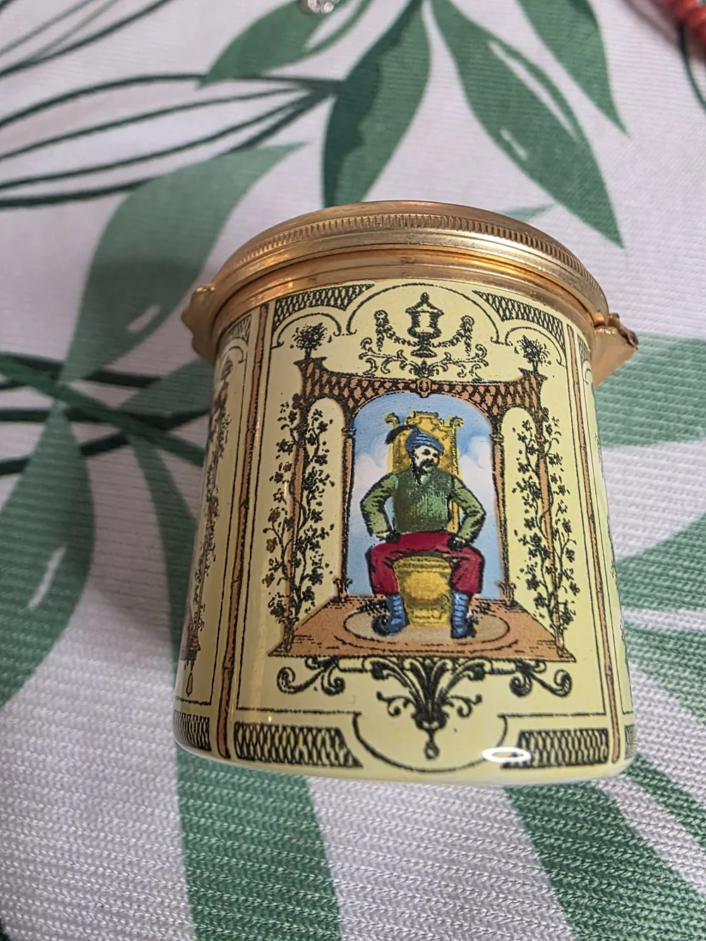 Like New Vintage Bilston & Battersea Enamels Trinket Box Chinoiserie England